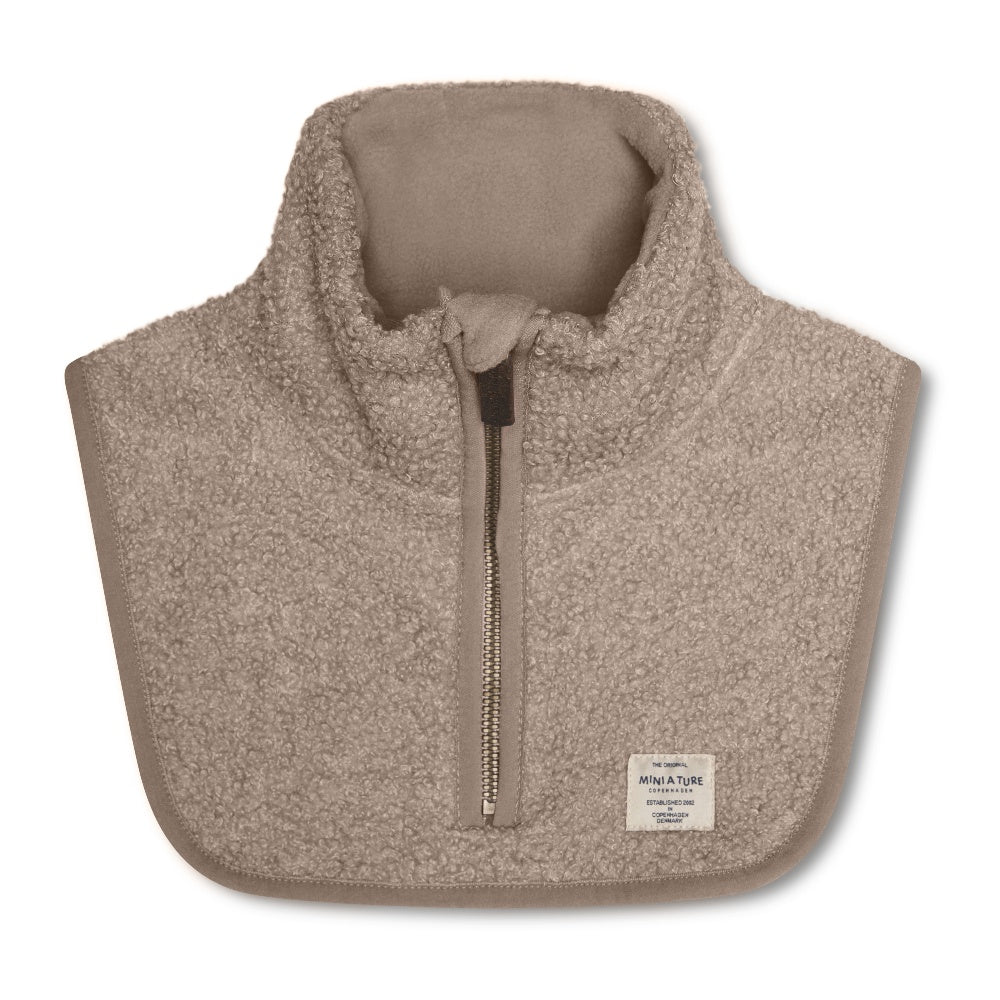 MATAKTON teddyfleece halsedisse. GRS