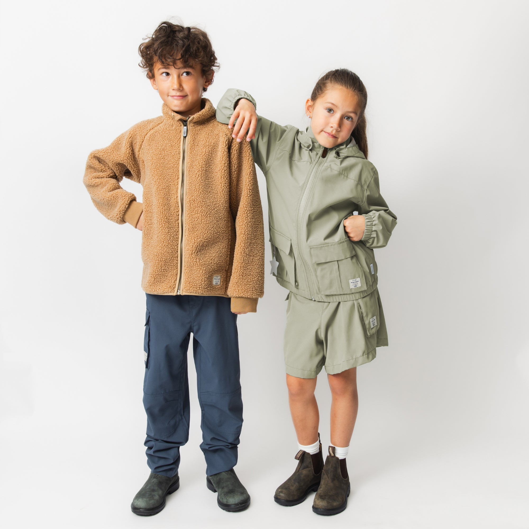 MATERLY letvægtsjakke i teknisk materiale. GRS