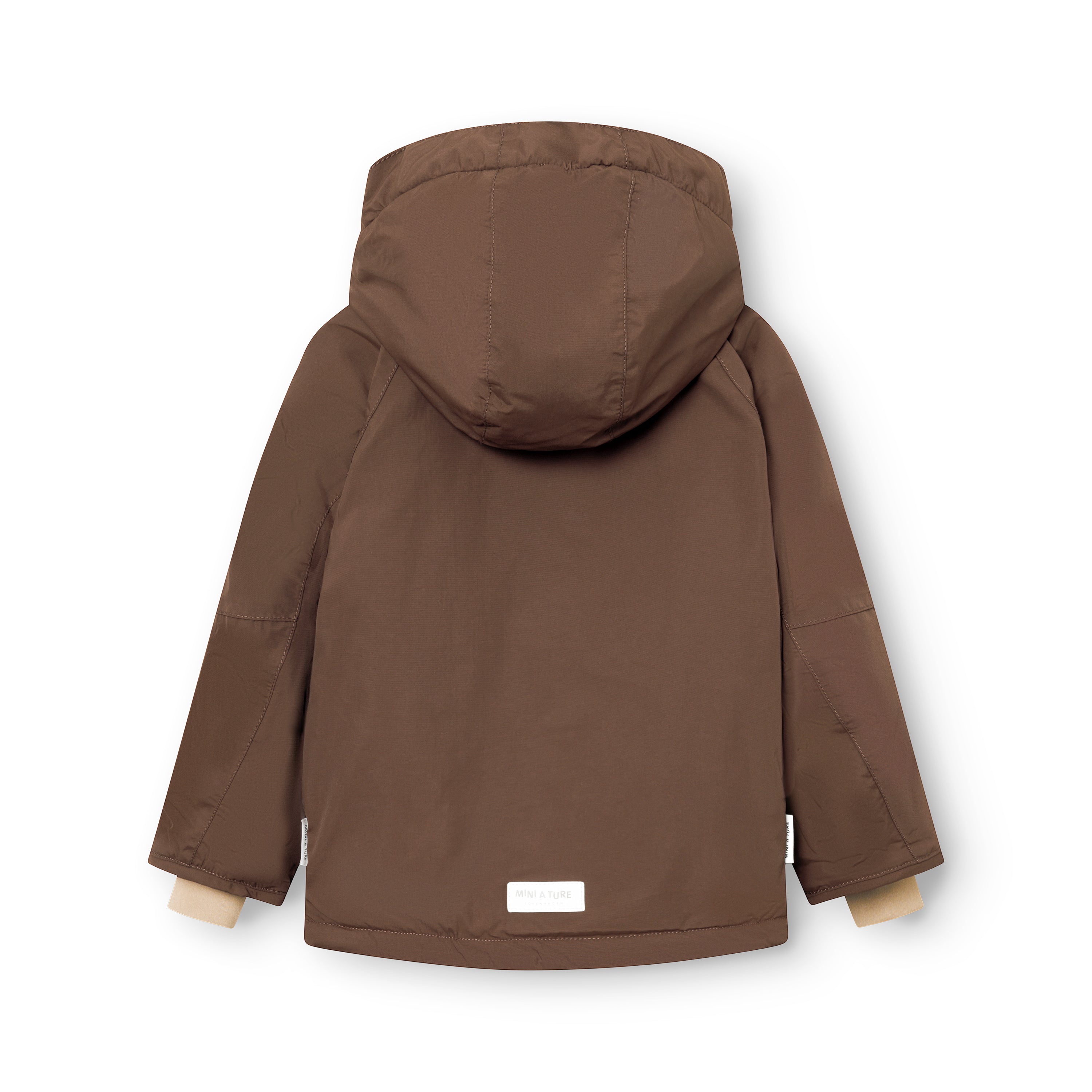 MATVALONSO fleeceforet vinterjakke i varm brun set bagfra, med aftagelig hætte og MINI A TURE-logo på ryggen. De beige snekanter ved ærmerne er synlige og fremhæver jakkens detaljer til vinterbrug.