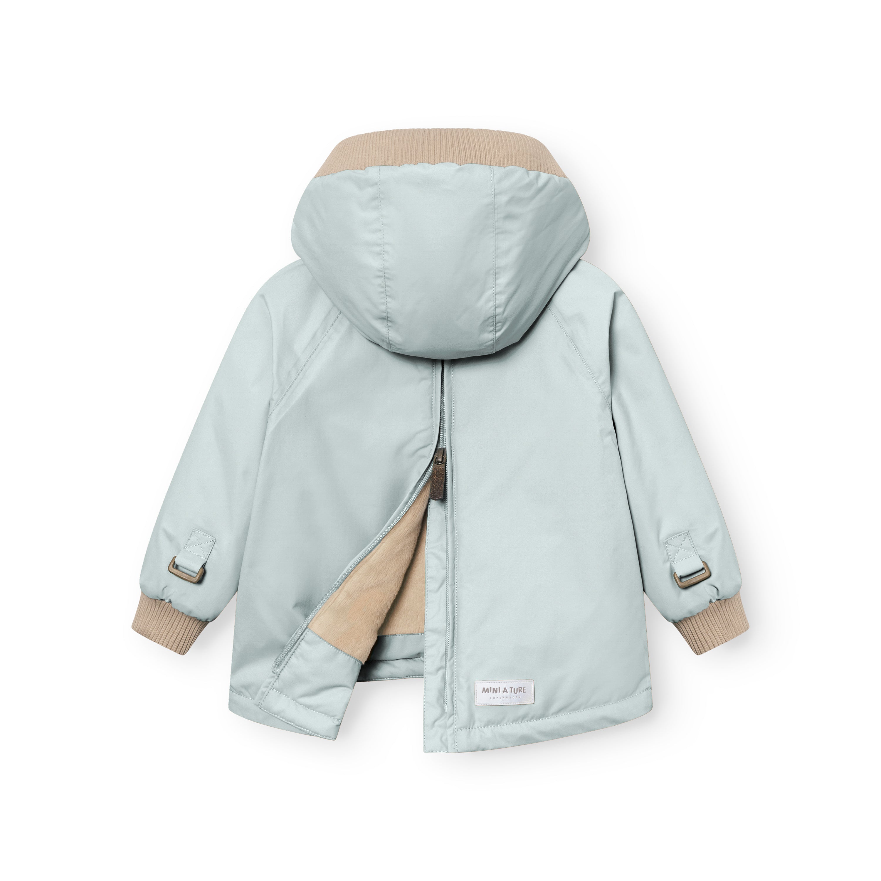 MATBABYWEN fleeceforet vinteranorak i lys blågrøn set bagfra med åben lynlås, der afslører den bløde beige fleece indeni. Den har en stor hætte med beige ribkant og ribmanchetter ved håndleddene.