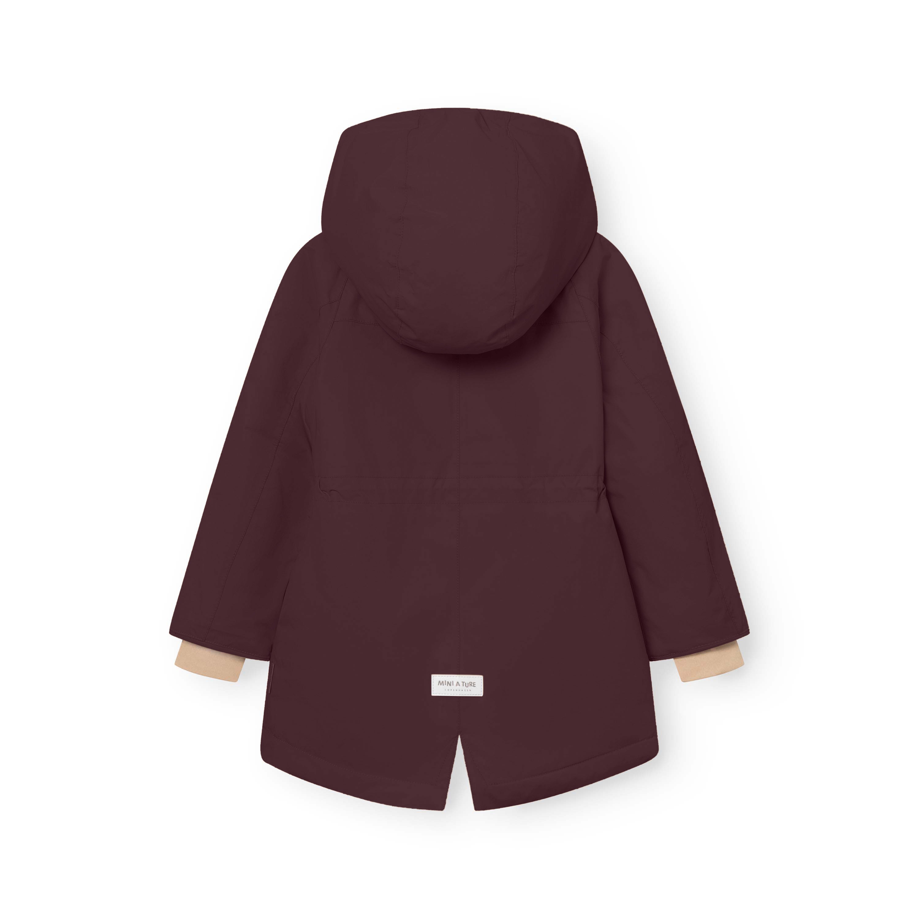 MATVIKANIA fleeceforet vinterjakke i dyb bordeaux, fotograferet bagfra på hvid baggrund. Den rummelige, aftagelige hætte, det lille slid forneden på den lange model, de beige snekanter ved ærmerne og MINI A TURE-mærket, der er centreret nederst på ryggen, er alle tydeligt synlige.